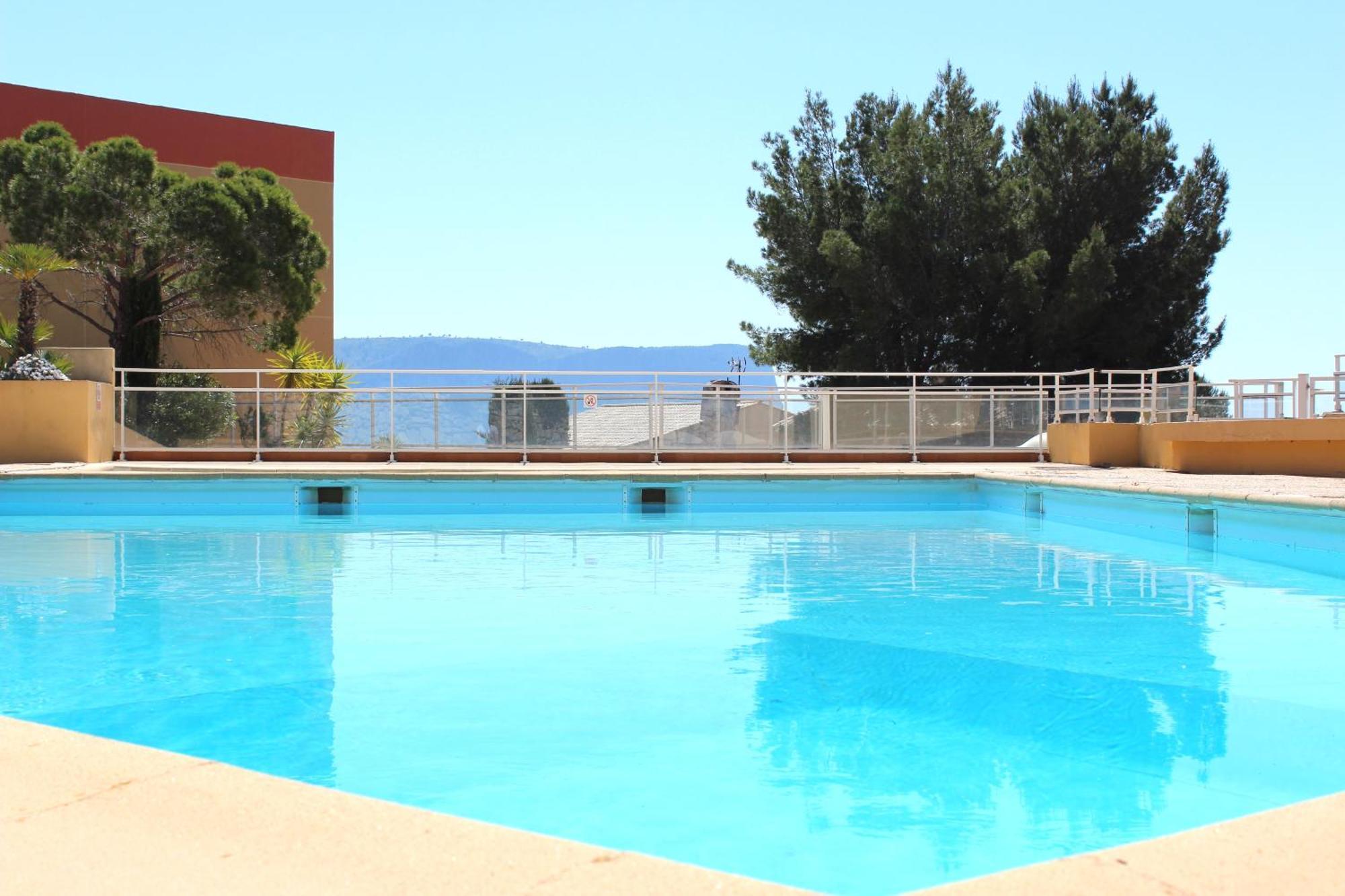 Les Terrasses De Cassis Apartment ภายนอก รูปภาพ